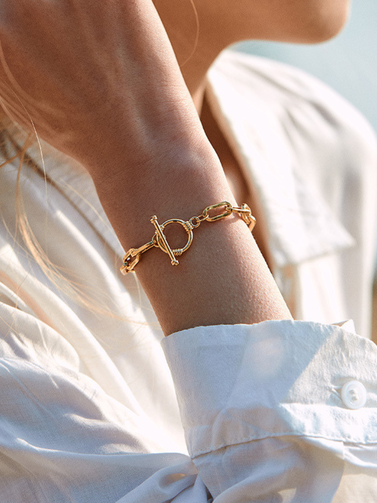 Golden Link Bracelet