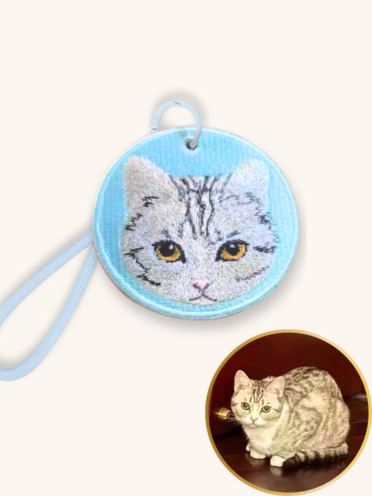 PawliBar Atelier Embroidered Portrait Charm